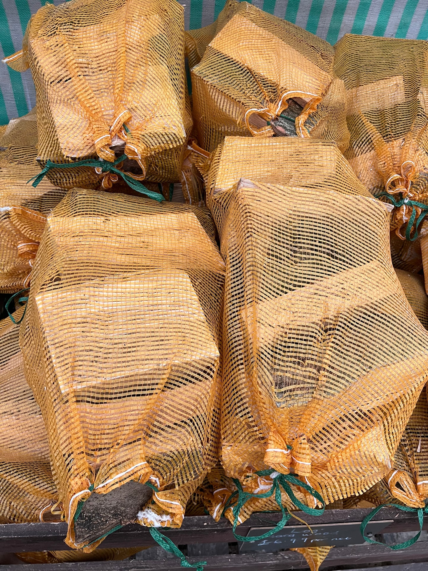 Hard Wood Logs
